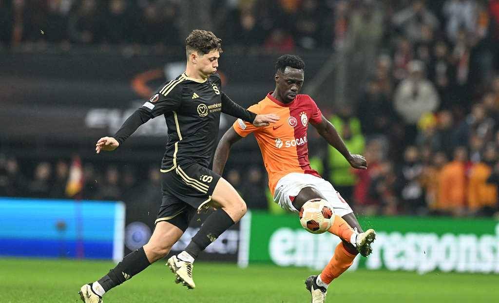 Scout与50激战曼联分钟,夺冠胜负难料!,德布劳内焦点对战引发球迷热议的简单介绍 Scout与50激战曼联分钟,夺冠胜负难料!,德布劳内焦点对战引发球迷热议的简单介绍