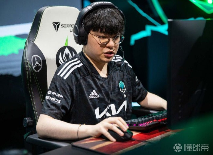 Ming连续十场比赛得分超过险胜,DWG不断突破!赛场气氛高涨(短道速滑比赛视频回放) Ming连续十场比赛得分超过险胜,DWG不断突破!赛场气氛高涨(短道速滑比赛视频回放)