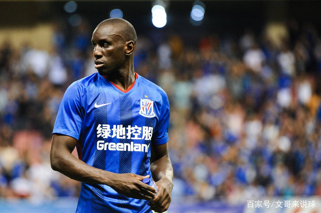 法兰克福训练开放日;赛前门线救险引欢呼;中超在即;训练强度明显提升(法兰克福5比1拜仁赔率) 法兰克福训练开放日;赛前门线救险引欢呼;中超在即;训练强度明显提升(法兰克福5比1拜仁赔率)