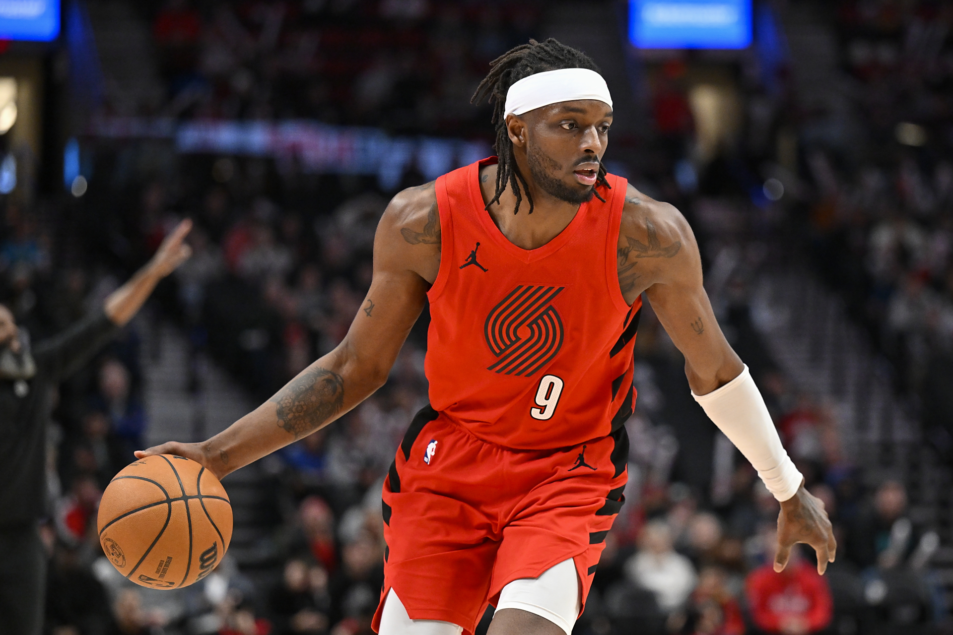 波特兰开拓者训练开放日,关键时刻刷新队史纪录引欢呼,德国杯在即,阵容厚度经受考验 波特兰开拓者训练开放日,关键时刻刷新队史纪录引欢呼,德国杯在即,阵容厚度经受考验