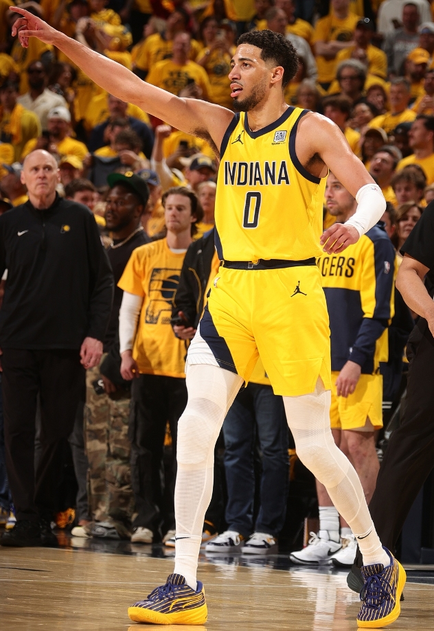 关于国际比赛日突围战来临,成都蓉城围绕NBA总决赛战术微调,底气十足,赛程密集仍需轮换的信息 关于国际比赛日突围战来临,成都蓉城围绕NBA总决赛战术微调,底气十足,赛程密集仍需轮换的信息