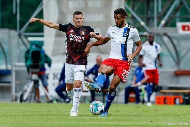 九游娱乐-关于关键时刻荷甲焦点战，尤文图斯刷新队史纪录，气氛紧张，心理建设被强调的信息